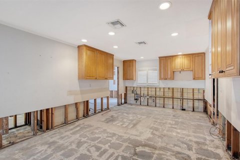 Casa en venta en Sarasota, Florida, 4 dormitorios, 255.76 m2 № 1542663 - foto 15