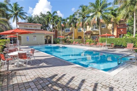 Townhouse in Margate, Florida 3 bedrooms, 141.86 sq.m. № 1955081 - photo 22