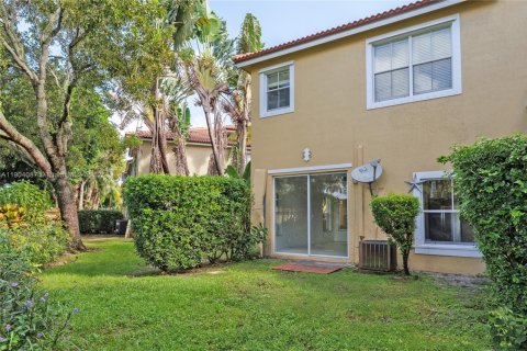 Townhouse in Margate, Florida 3 bedrooms, 141.86 sq.m. № 1955081 - photo 21