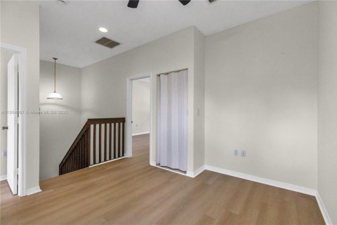 Townhouse in Margate, Florida 3 bedrooms, 141.86 sq.m. № 1955081 - photo 14