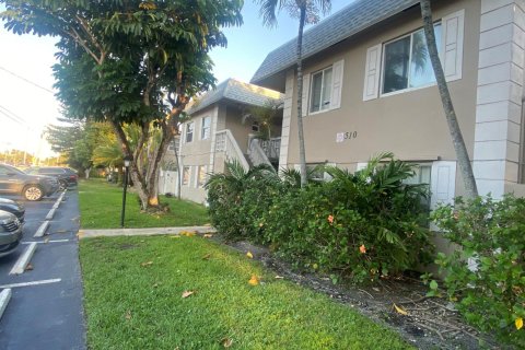 Copropriété à vendre à Pompano Beach, Floride: 2 chambres, 65.03 m2 № 2146258 - photo 9
