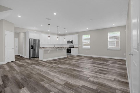 Casa en venta en Sanford, Florida, 4 dormitorios, 205.96 m2 № 1334199 - foto 6
