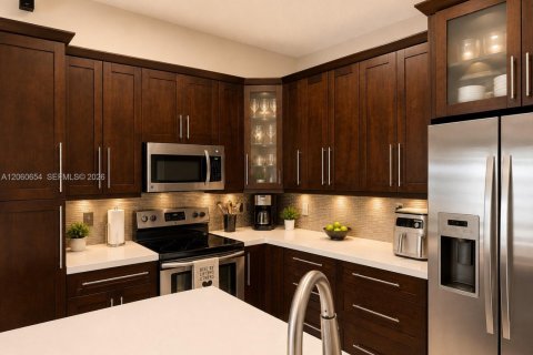 Villa ou maison à louer à Miramar, Floride: 4 chambres, 137.22 m2 № 2282241 - photo 15