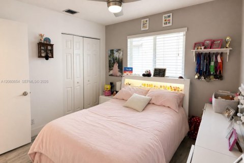 Villa ou maison à louer à Miramar, Floride: 4 chambres, 137.22 m2 № 2282241 - photo 28