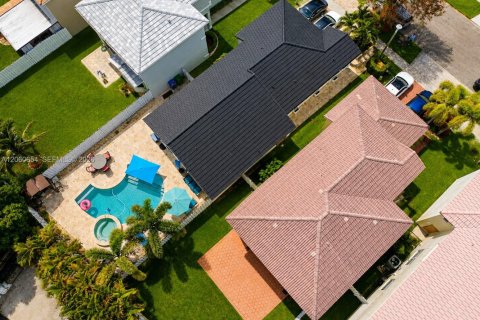 Villa ou maison à louer à Miramar, Floride: 4 chambres, 137.22 m2 № 2282241 - photo 8