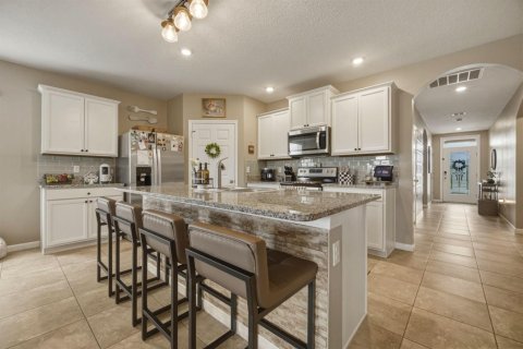 House in Port St. Lucie, Florida 4 bedrooms, 178 sq.m. № 2146252 - photo 16