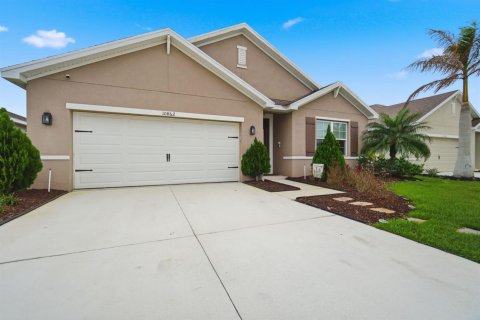 House in Port St. Lucie, Florida 4 bedrooms, 178 sq.m. № 2146252