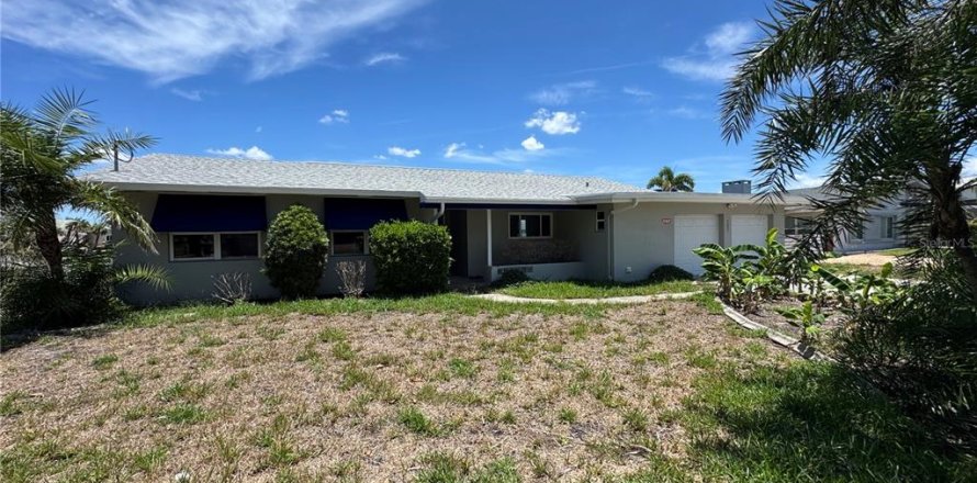 Villa ou maison à Saint Pete Beach, Floride 3 chambres, 174.38 m2 № 1849797