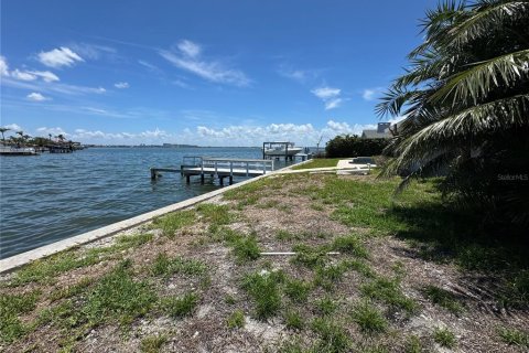 Casa en venta en Saint Pete Beach, Florida, 3 dormitorios, 174.38 m2 № 1849797 - foto 5