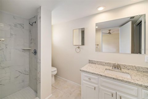 House in Sarasota, Florida 4 bedrooms, 172.33 sq.m. № 2118965 - photo 29