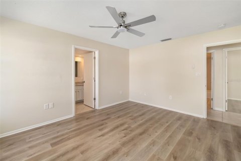 House in Sarasota, Florida 4 bedrooms, 172.33 sq.m. № 2118965 - photo 28