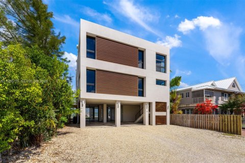 Купить виллу или дом в Ки-Ларго, Флорида 4 спальни, 308.9м2, № 2057790 - фото 19