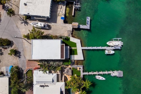 Купить виллу или дом в Ки-Ларго, Флорида 4 спальни, 308.9м2, № 2057790 - фото 4