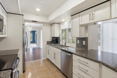 Casa en venta en Homosassa, Florida, 3 dormitorios, 208.66 m2 № 2385896 - foto 15