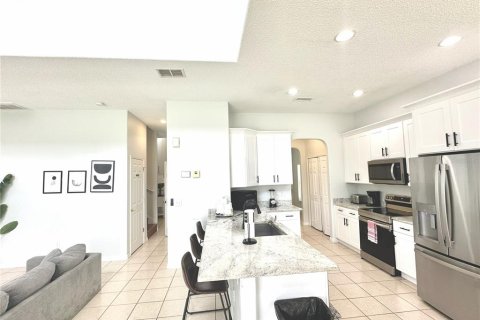Villa ou maison à vendre à Clermont, Floride: 7 chambres, 292.08 m2 № 2226097 - photo 16