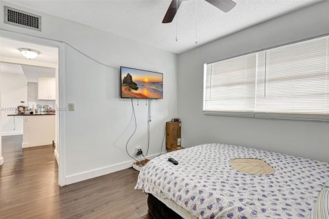 Condo in Delray Beach, Florida, 2 bedrooms  № 1708208 - photo 23