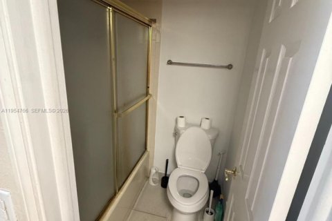 Copropriété à vendre à Davie, Floride: 2 chambres, 89.65 m2 № 2012012 - photo 5