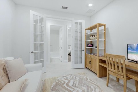 Casa en venta en Bradenton, Florida, 2 dormitorios, 155.89 m2 № 2128048 - foto 17