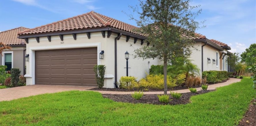 Casa en Bradenton, Florida 2 dormitorios, 155.89 m2 № 2128048