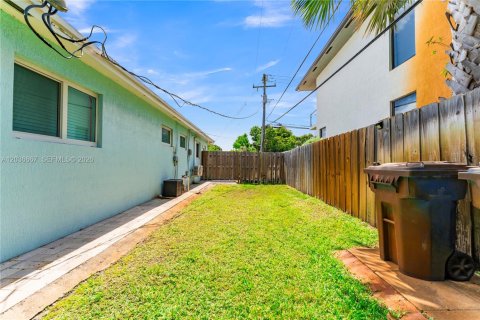 Propiedad comercial en venta en Oakland Park, Florida № 2085002 - foto 28