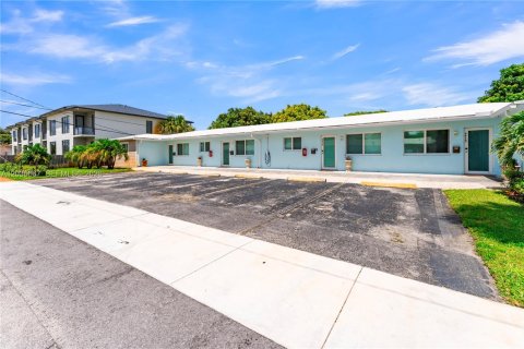 Propiedad comercial en venta en Oakland Park, Florida № 2085002 - foto 6