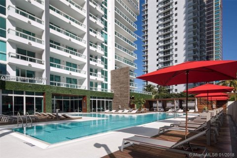 Condominio en alquiler en Miami, Florida, 2 dormitorios, 104.89 m2 № 1937586 - foto 18
