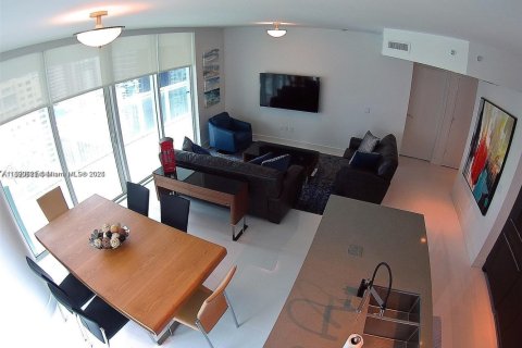 Condominio en alquiler en Miami, Florida, 2 dormitorios, 104.89 m2 № 1937586 - foto 7