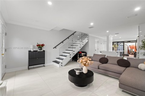 Adosado en venta en Miami, Florida, 2 dormitorios, 108.14 m2 № 2031709 - foto 5