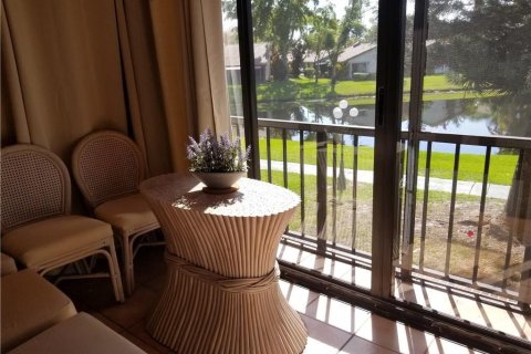 Condo in Lauderhill, Florida, 3 bedrooms № 2245703 - photo 19