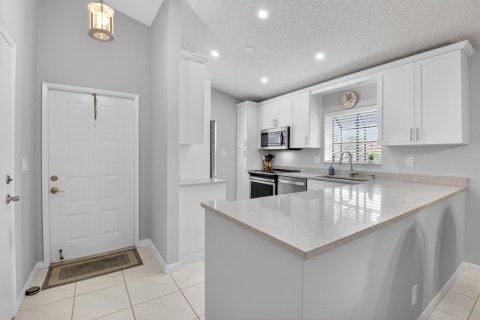 Copropriété à vendre à Boca Raton, Floride: 2 chambres, 102.19 m2 № 2175783 - photo 15