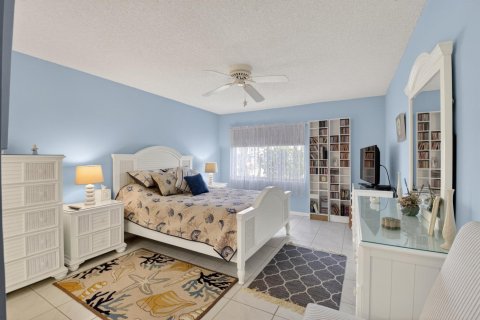 Copropriété à vendre à Boca Raton, Floride: 2 chambres, 102.19 m2 № 2175783 - photo 23