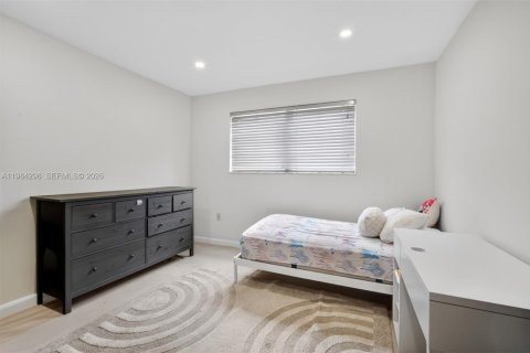 Купить виллу или дом в Холливуд, Флорида 3 спальни, 205.87м2, № 2045828 - фото 26