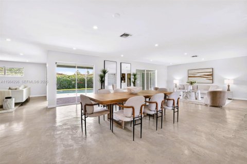 Купить виллу или дом в Холливуд, Флорида 3 спальни, 205.87м2, № 2045828 - фото 3