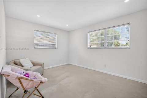 Купить виллу или дом в Холливуд, Флорида 3 спальни, 205.87м2, № 2045828 - фото 22