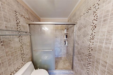 Condominio en venta en Hallandale Beach, Florida, 2 dormitorios, 106.84 m2 № 2031420 - foto 22