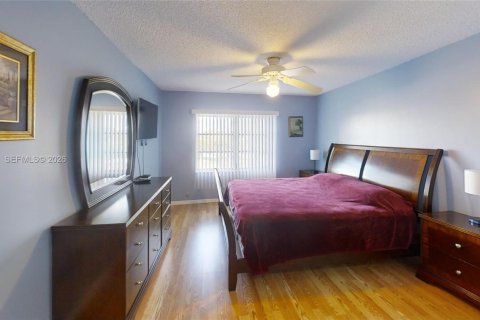 Condominio en venta en Hallandale Beach, Florida, 2 dormitorios, 106.84 m2 № 2031420 - foto 28