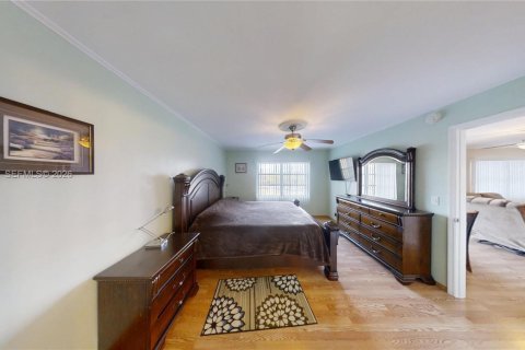 Condominio en venta en Hallandale Beach, Florida, 2 dormitorios, 106.84 m2 № 2031420 - foto 17