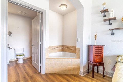 Copropriété à vendre à Four Corners, Floride: 1 chambre, 76.46 m2 № 2212861 - photo 16