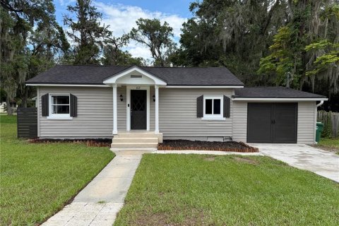 House in DeLand, Florida 2 bedrooms, 104.52 sq.m. № 1820806 - photo 1