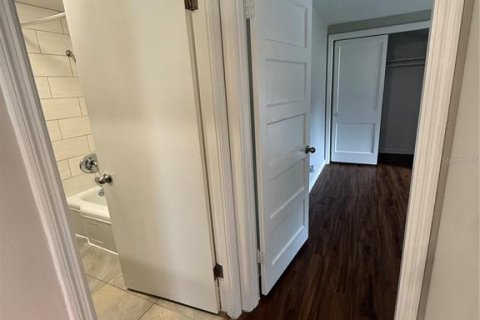 House in DeLand, Florida 2 bedrooms, 104.52 sq.m. № 1820806 - photo 18