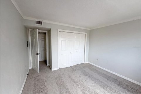 Condo in Daytona Beach, Florida, 1 bedroom № 2114631 - photo 10