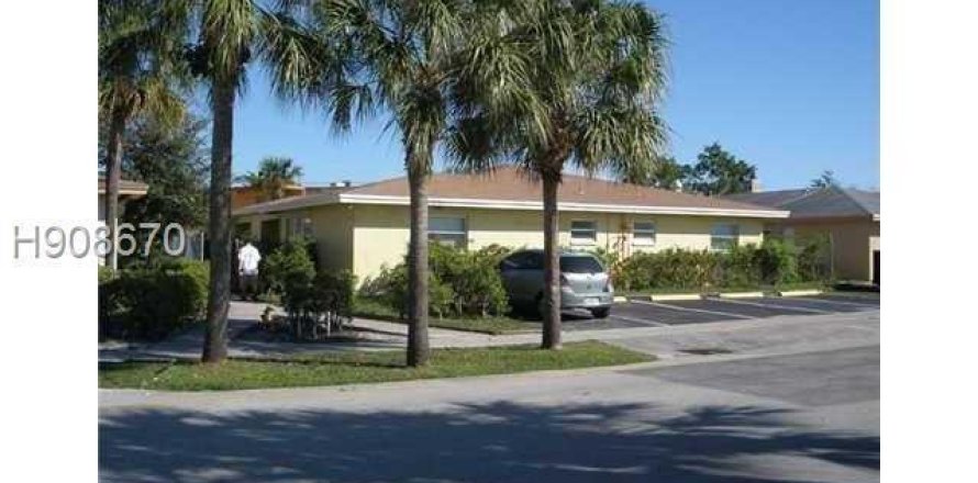 Appartement à Lauderhill, Floride 3 chambres, 111.48 m2 № 2086055