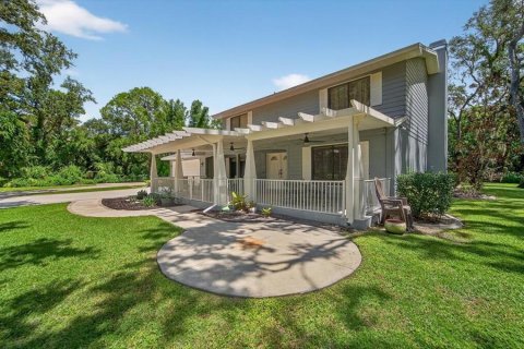 House in Bradenton, Florida 4 bedrooms, 251.21 sq.m. № 2123033 - photo 5