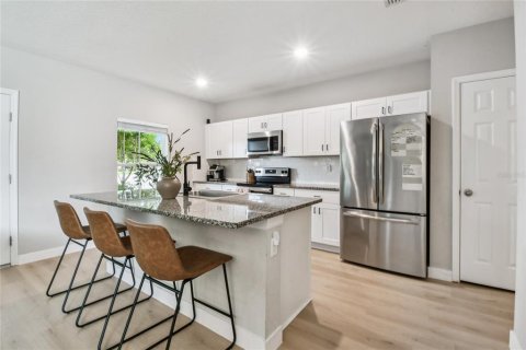 Casa en venta en Riverview, Florida, 4 dormitorios, 172.8 m2 № 1899535 - foto 7