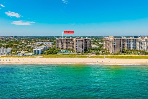 Condo in Lauderdale-by-the-Sea, Florida, 2 bedrooms  № 1945615 - photo 4