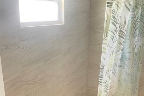 Снять в аренду квартиру в Холливуд, Флорида 2 спальни, 126.53м2, № 2030831 - фото 13