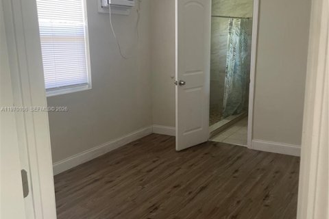 Снять в аренду квартиру в Холливуд, Флорида 2 спальни, 126.53м2, № 2030831 - фото 14