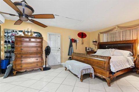 Casa en venta en Miami, Florida, 3 dormitorios, 168.34 m2 № 2057598 - foto 16