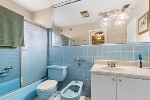 Casa en venta en Miami, Florida, 3 dormitorios, 168.34 m2 № 2057598 - foto 7