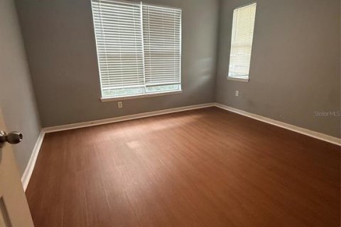 Condo in Orlando, Florida, 3 bedrooms  № 2393819 - photo 8